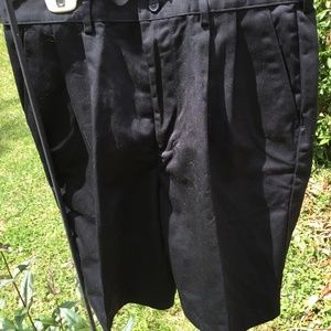 Edwards Black Pleated Shorts Size 32 Casual NWT